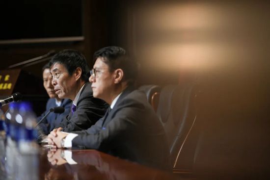 啪啪三级