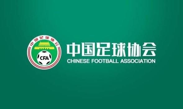 小柔在公厕被灌满jing液